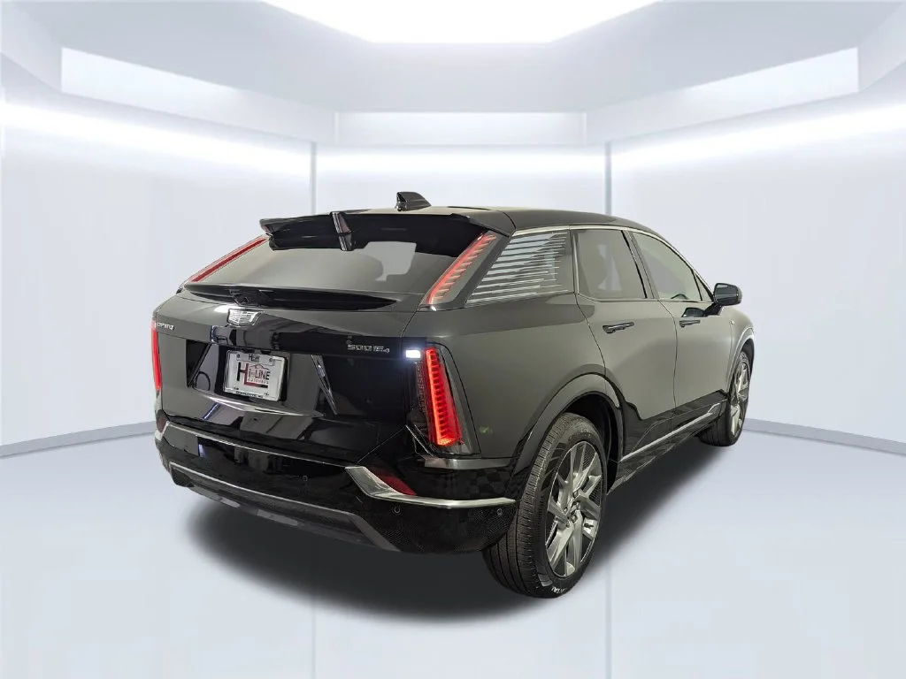 Used 2025 Black Cadillac Luxury 2 image 25