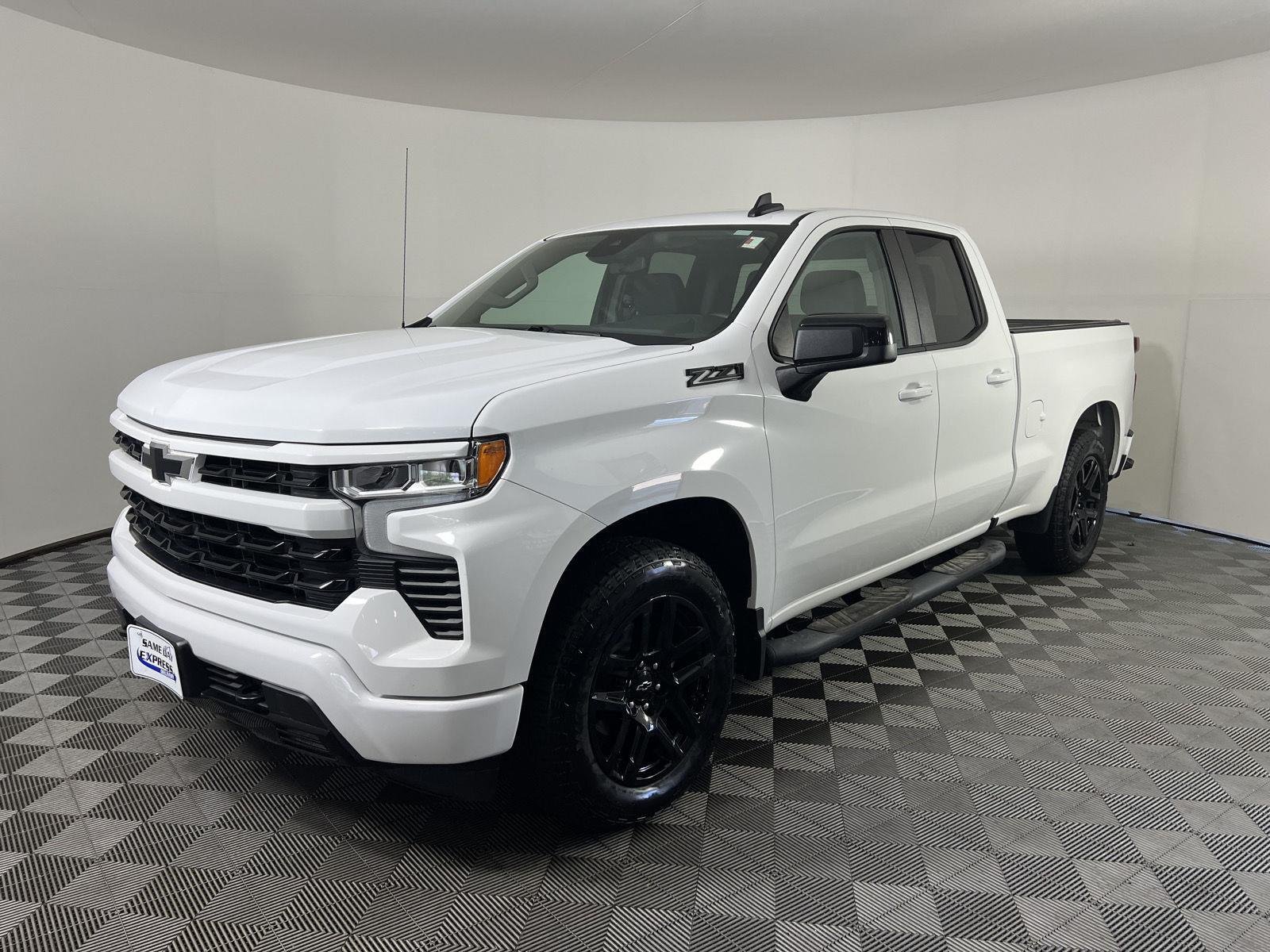 Used 2023 Summit White Chevrolet RST image 29