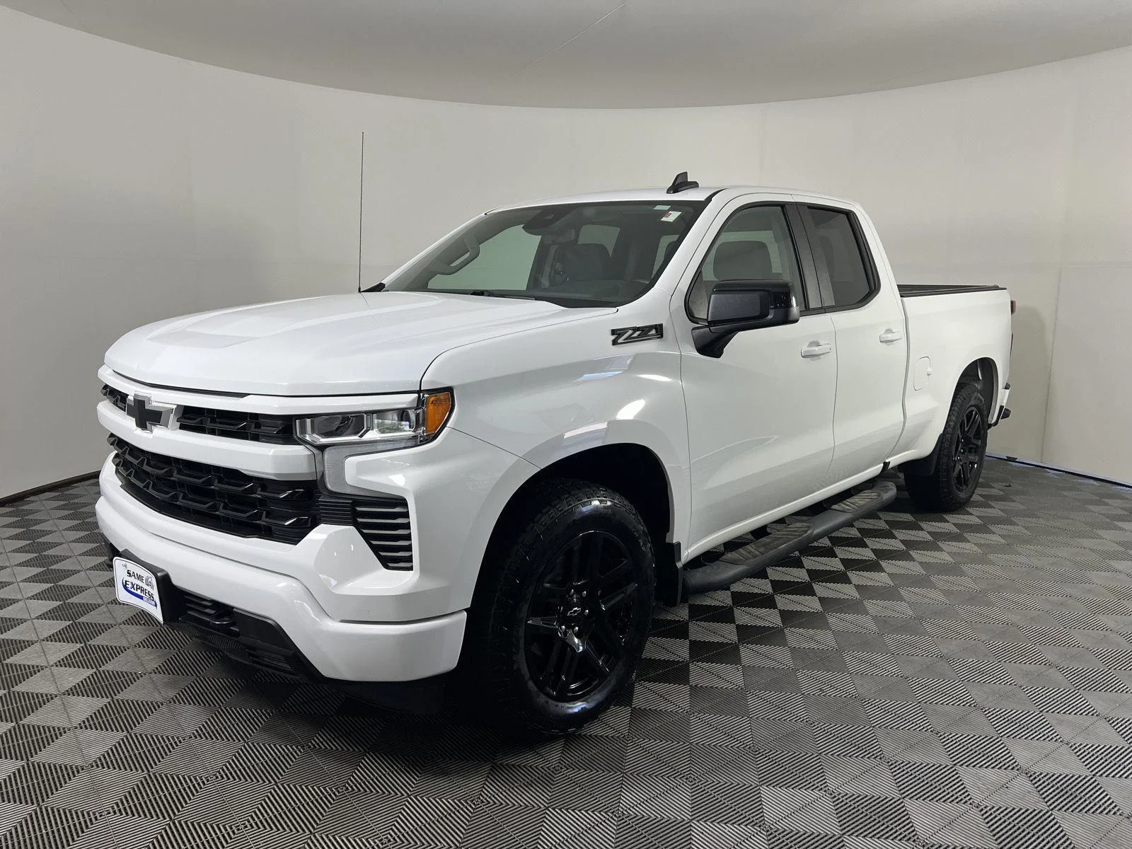 Used 2023 Summit White Chevrolet RST image 29