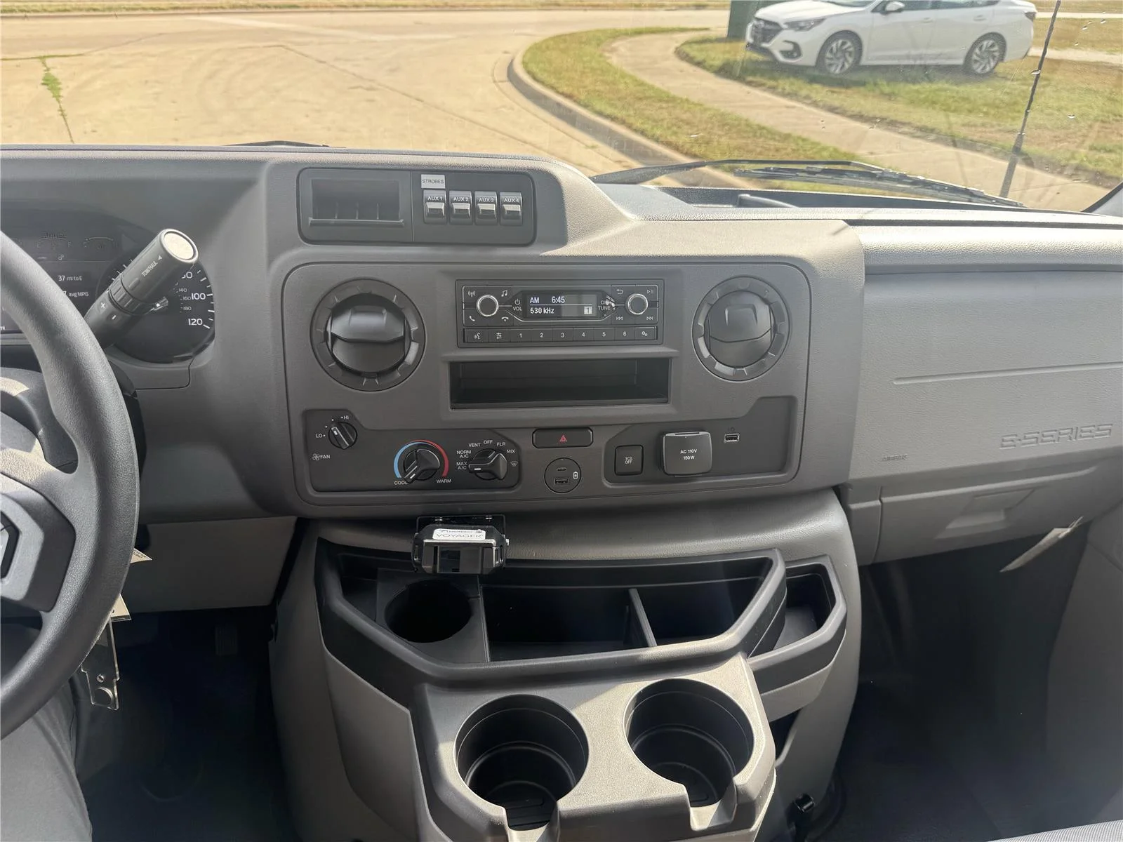 2026 Ford E-Series Cutaway Base - Photo 13
