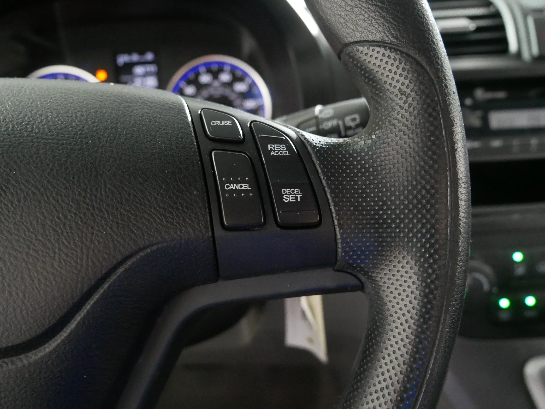 Used 2008 Royal Blue Pearl Honda LX image 27
