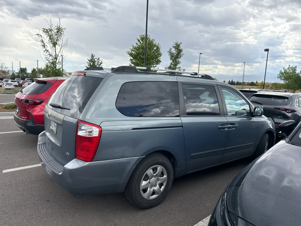 Used 2008 Olive Gray Kia LX image 7