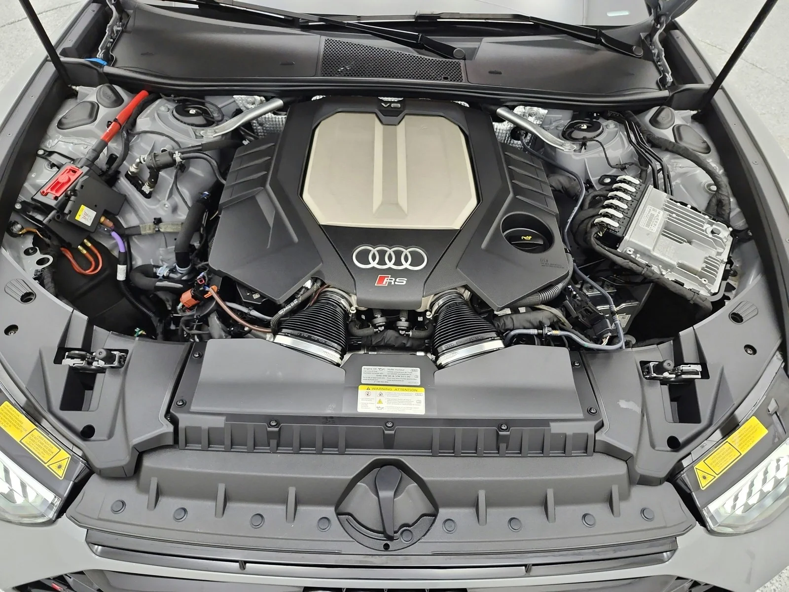 Used 2025 Nardo Gray Audi performance 4.0 TFSI quattro image 16