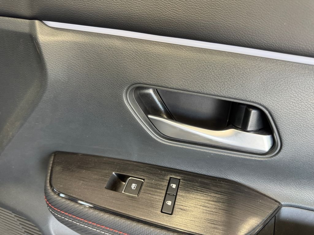 Used 2025 Gray Nissan SR image 15