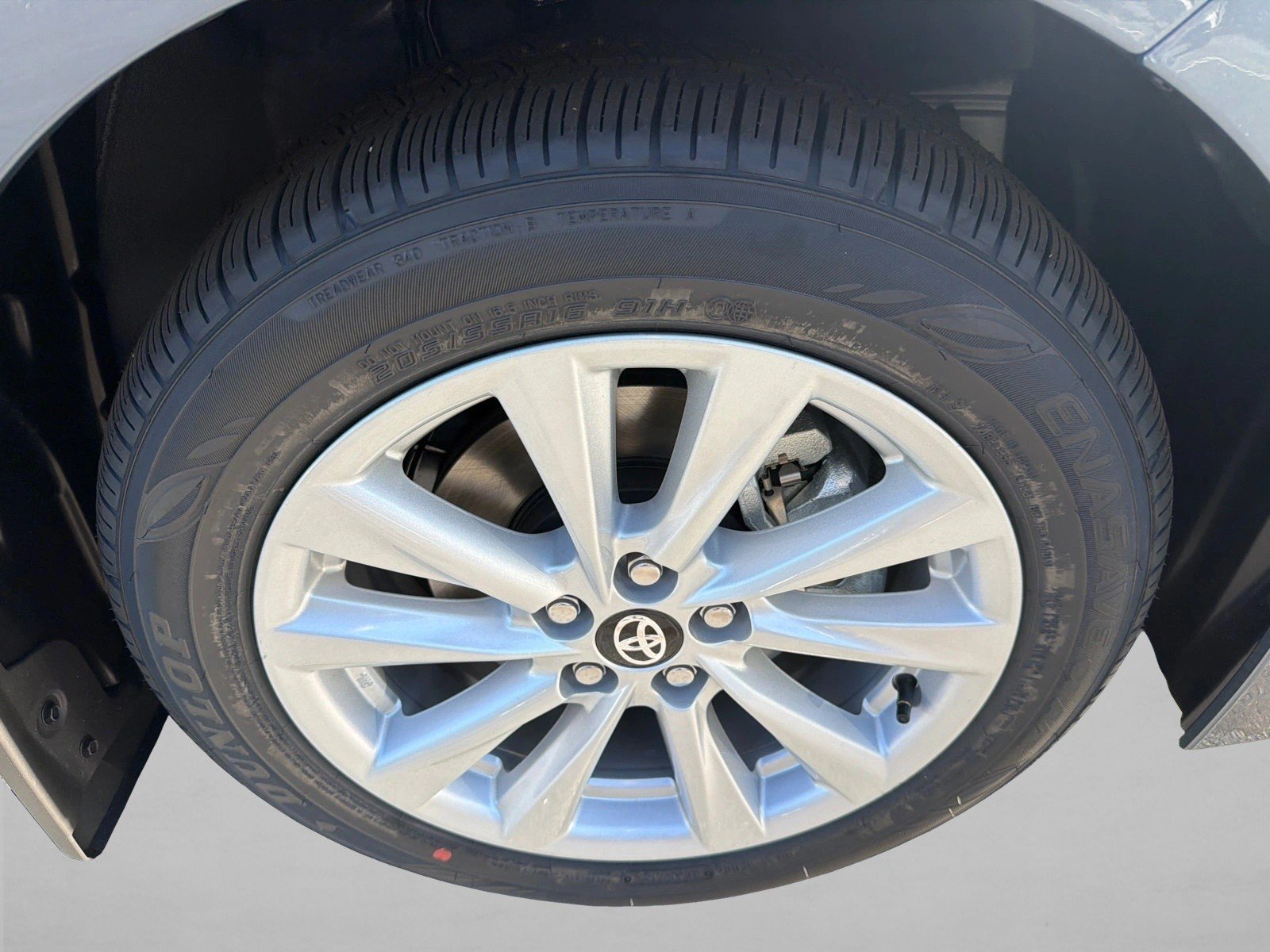 New 2027 Celestite Toyota LE image 12