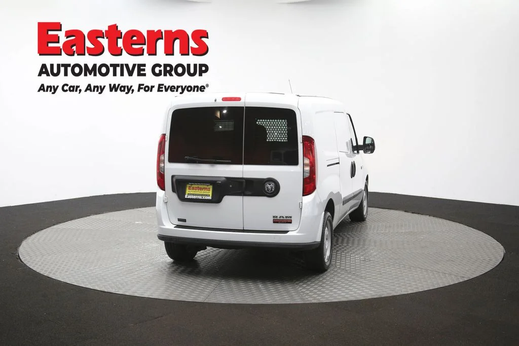 Used 2022 White Ram Base image 40