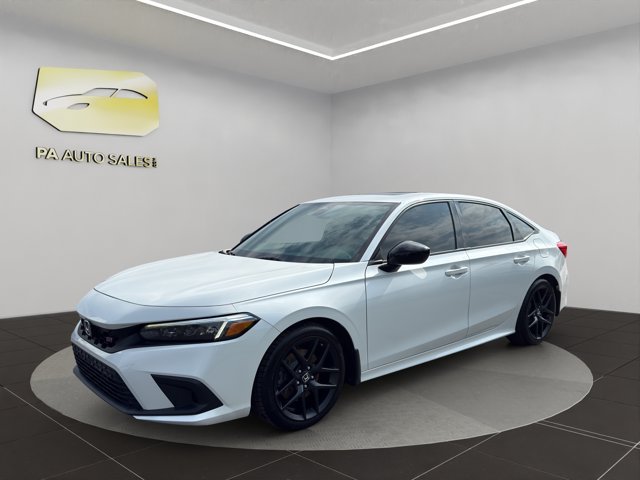 Used 2023 White Honda  image 3