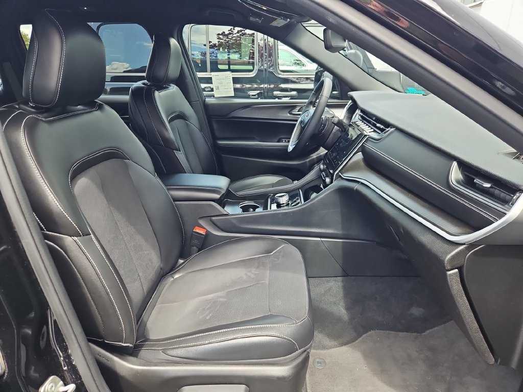 Certified Used 2024 Black Jeep Altitude image 28