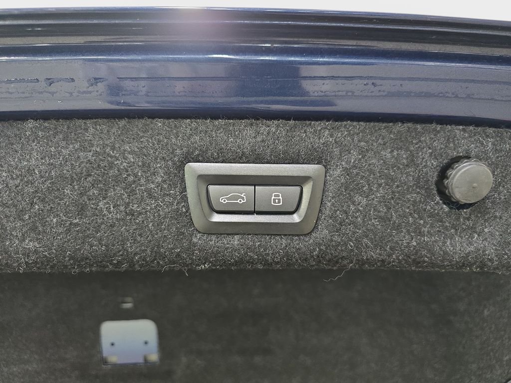 Used 2023 Phytonic Blue Metallic BMW 530i image 31