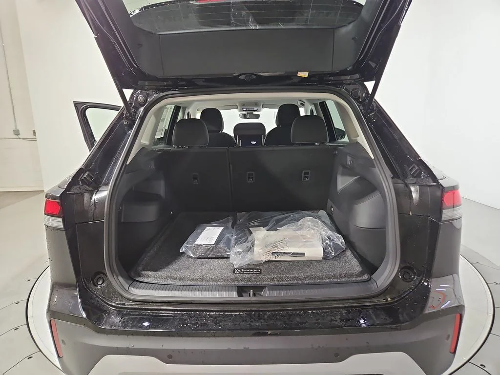 New 2026 Black Volkswagen 2.0T S image 21