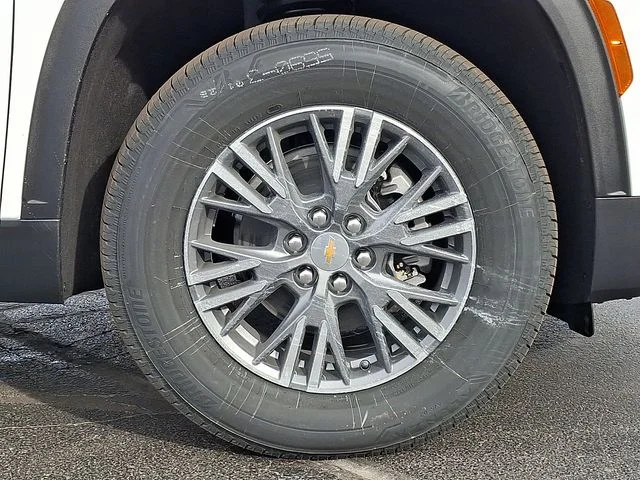 New 2026 White Chevrolet LT image 7