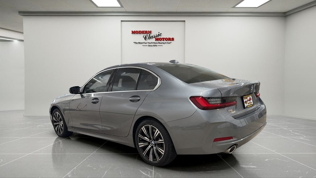 Used 2025 Gray BMW 330i xDrive image 3