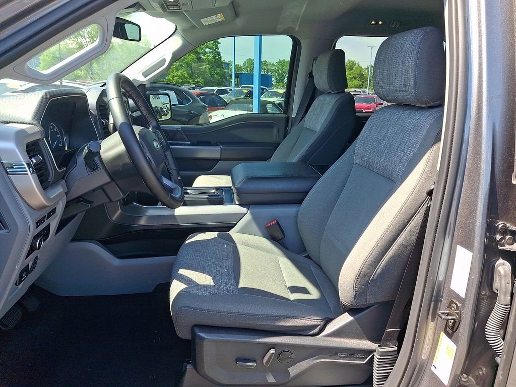 Used 2023 Gray Ford XLT image 13