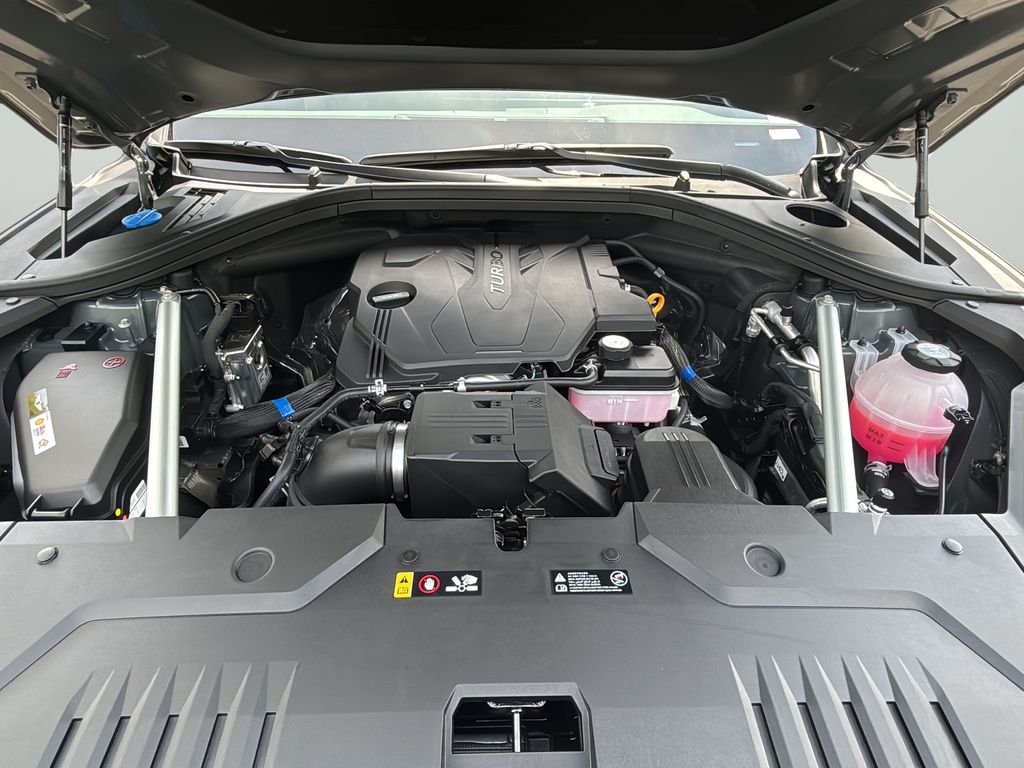 2026 GENESIS GV70 Standard - Photo 9