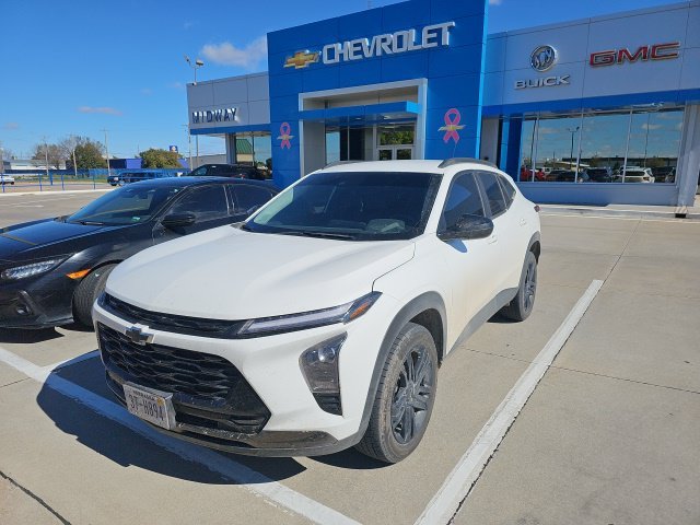 Certified Used 2026 White Chevrolet ACTIV image 1