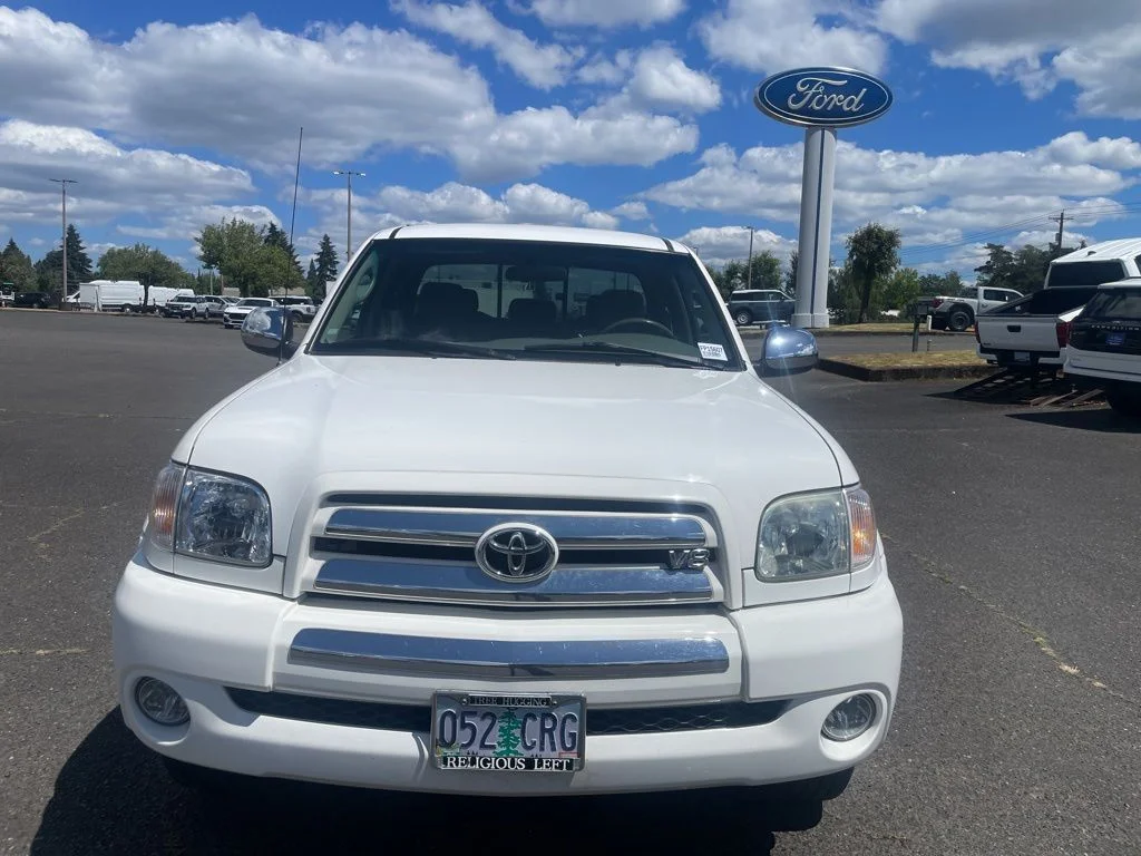Used 2006 Natural White Toyota SR5 image 2