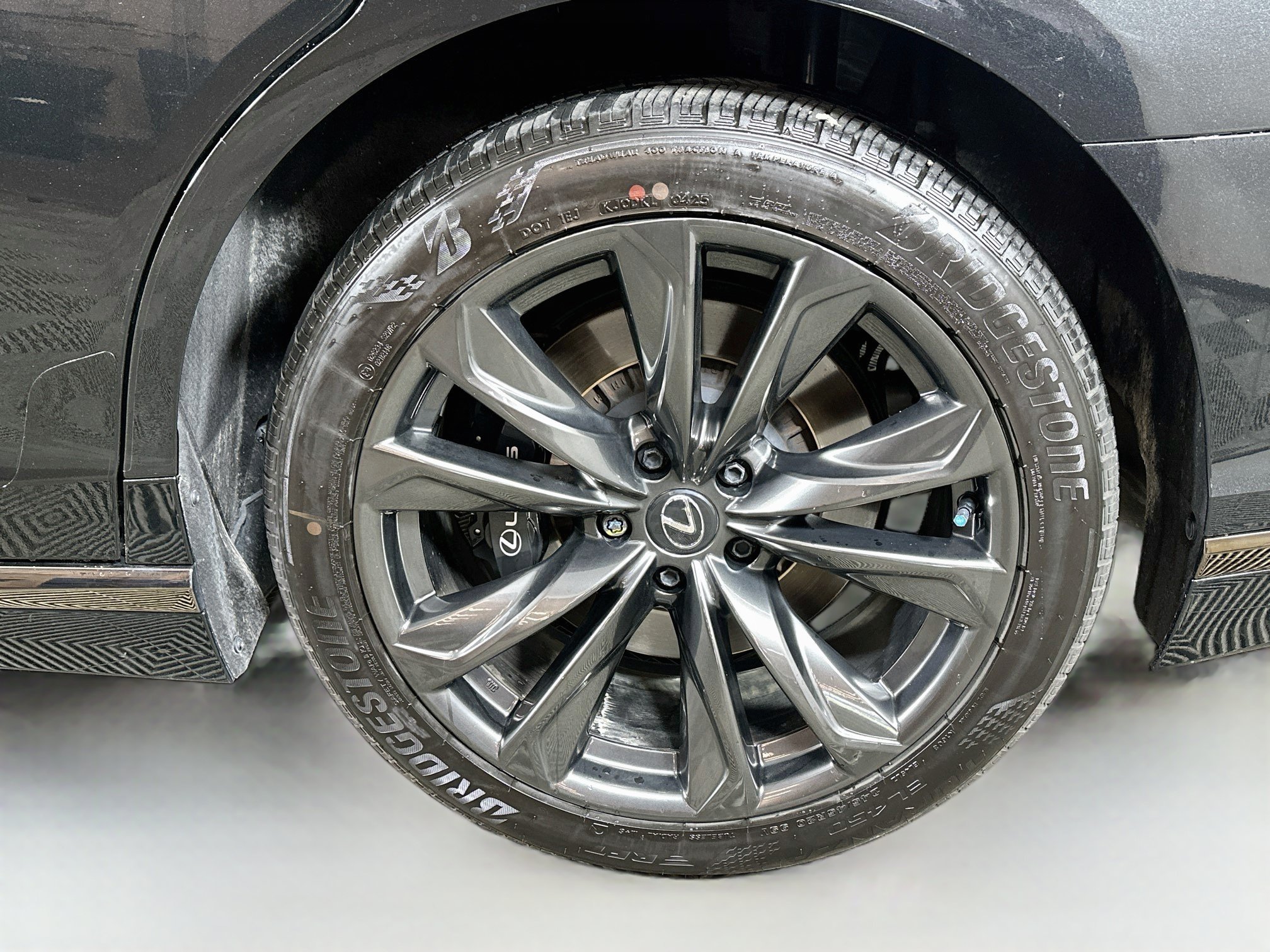 Certified Used 2025 CAVIAR Lexus 500 F SPORT image 29
