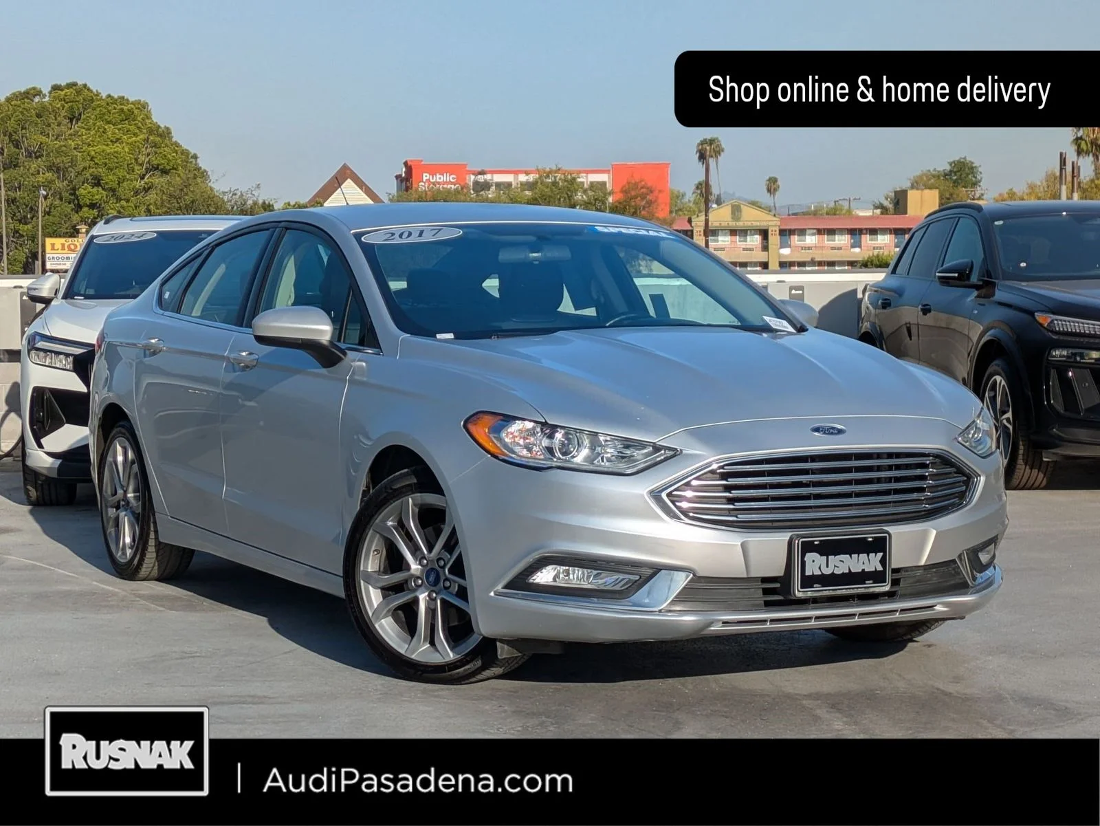 Used 2017 Silver Ford SE image 1