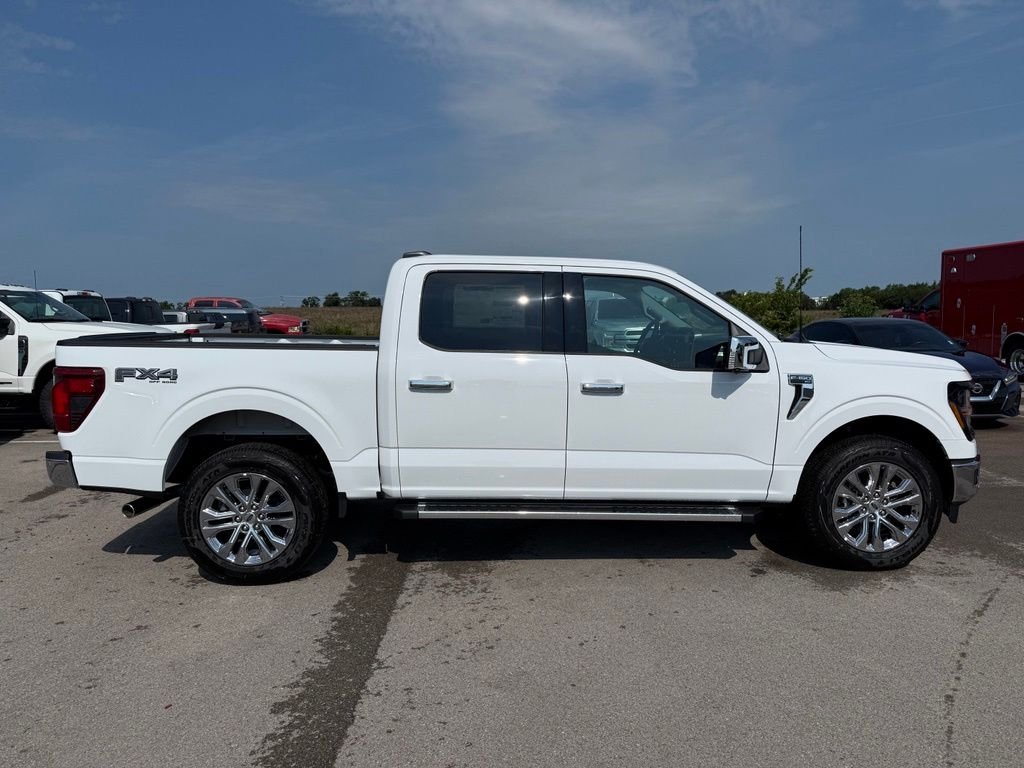 New 2026 Oxford White Ford XLT image 32