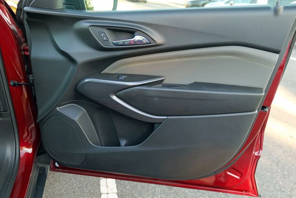 Used 2024 Crimson Metallic Chevrolet ACTIV image 31