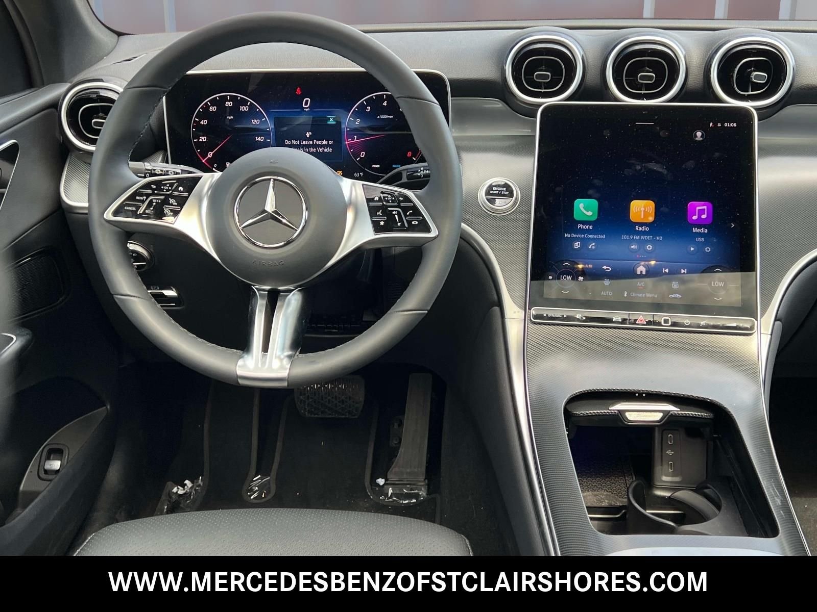 New 2026 Black Mercedes-Benz GLC 300 image 13