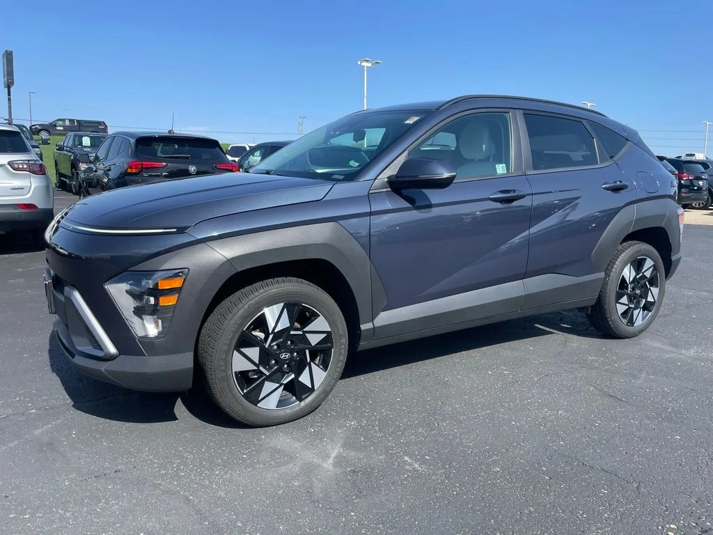 Used 2024 Denim Blue Pearl Hyundai SEL image 5