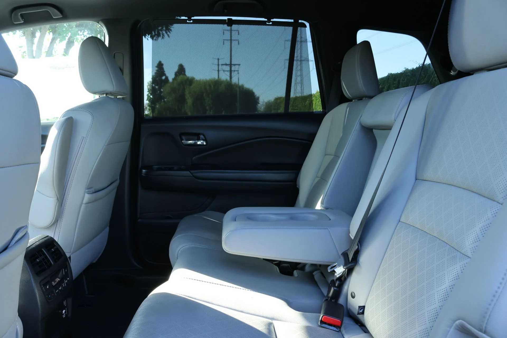Used 2020 Blue Honda Touring image 17