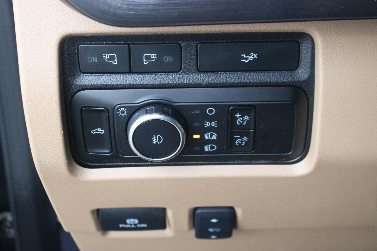 Used 2023 Black Ford XL image 32