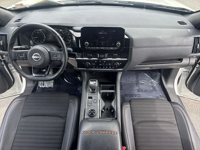 Used 2024 White Nissan Rock Creek image 9