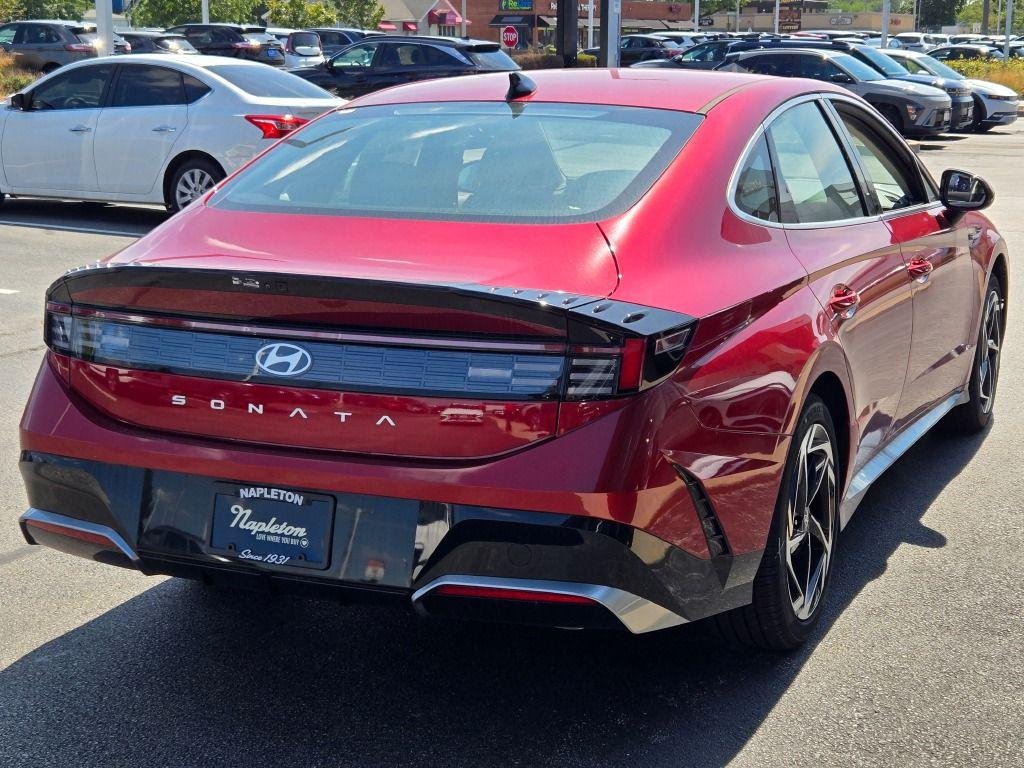 New 2026 Red Hyundai SEL Sport image 10