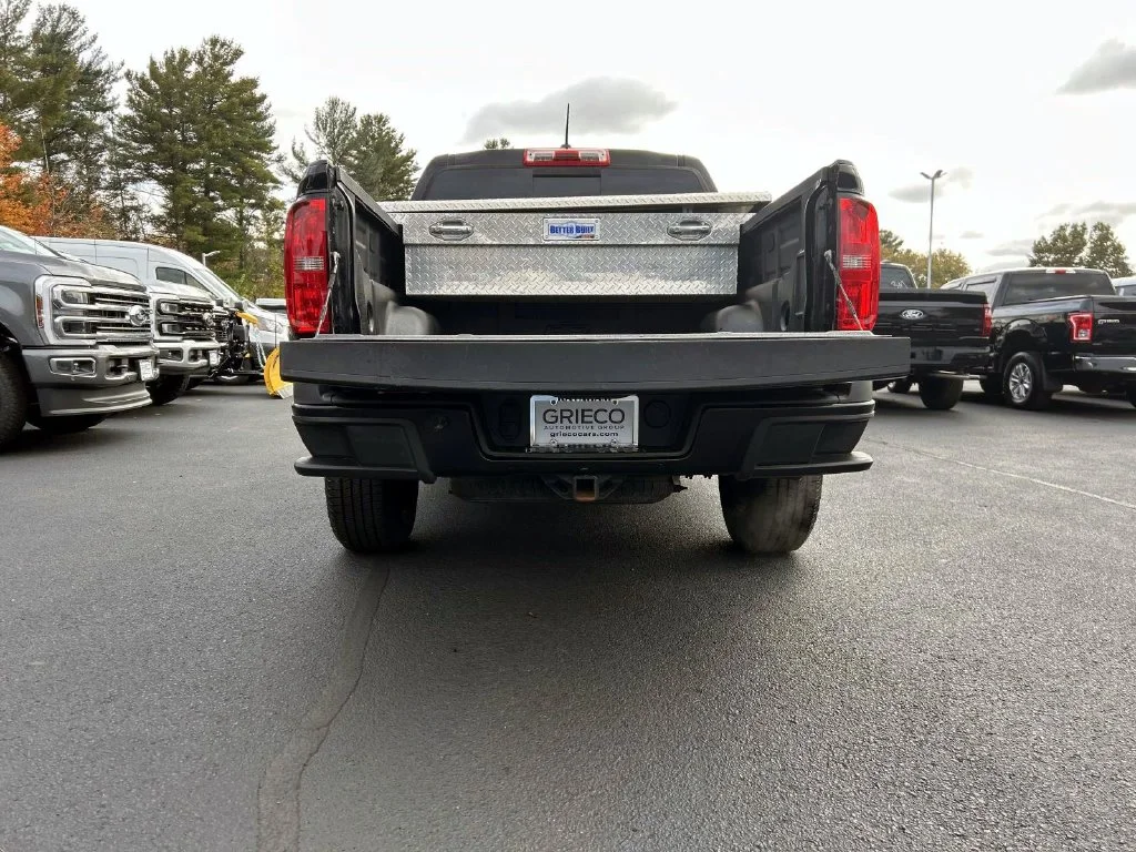 Used 2016 Black Chevrolet LT image 11