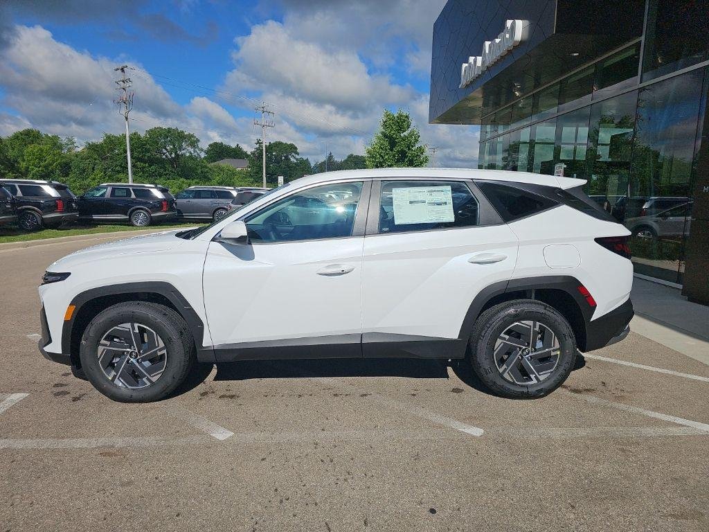 New 2026 White Hyundai Blue image 2