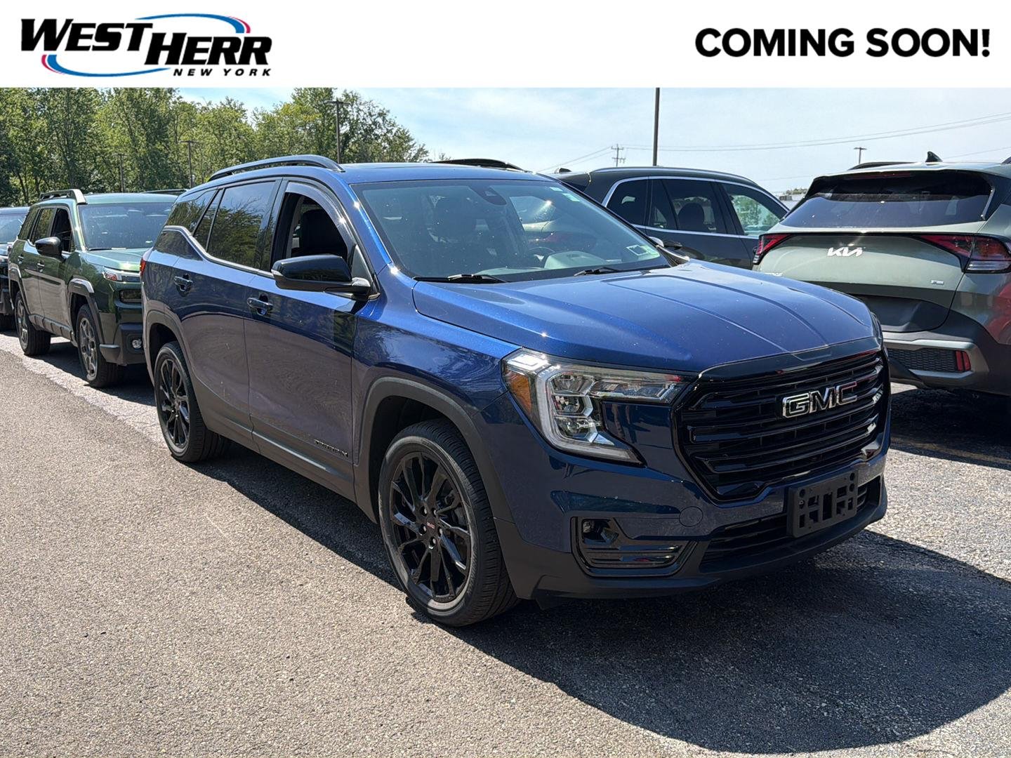 Used 2023 Marine Metallic GMC SLT image 1