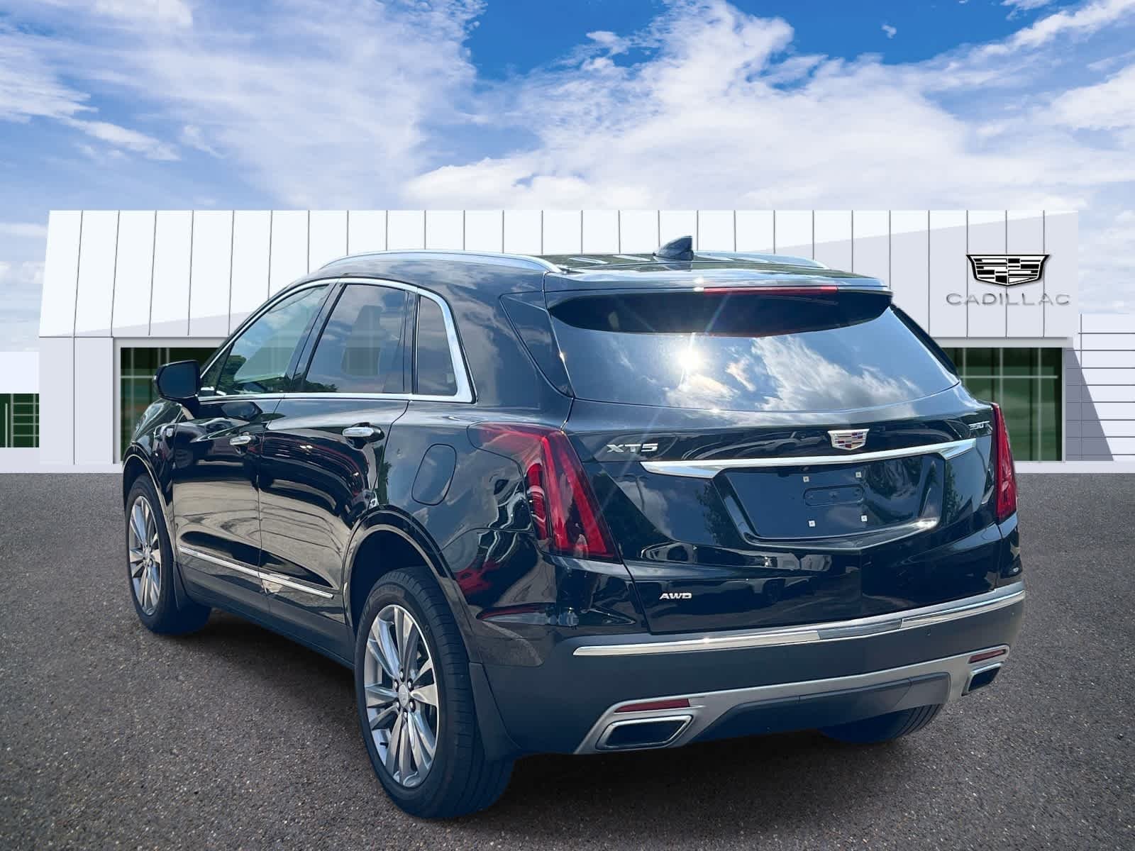Used 2023 Stellar Black Metallic Cadillac Premium Luxury image 14