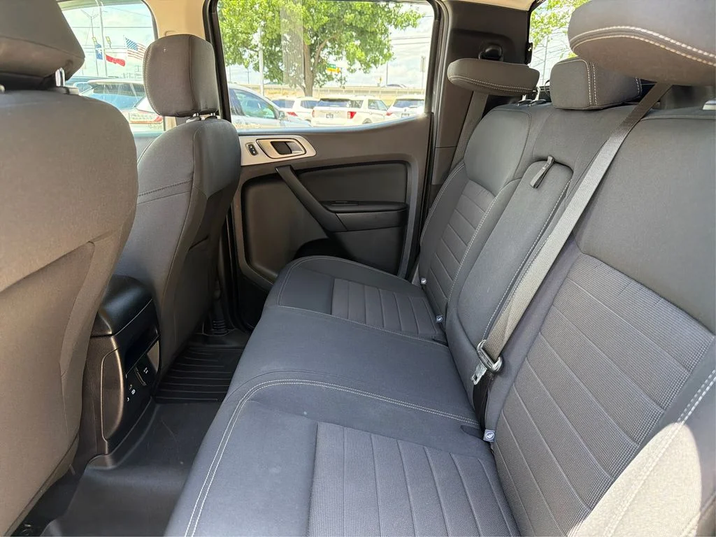 Used 2019 Magnetic Metallic Ford XLT image 10