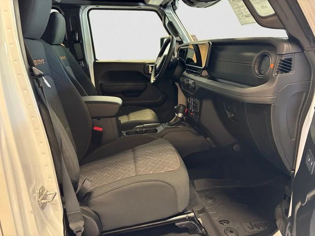 New 2026 White Jeep Mojave image 16
