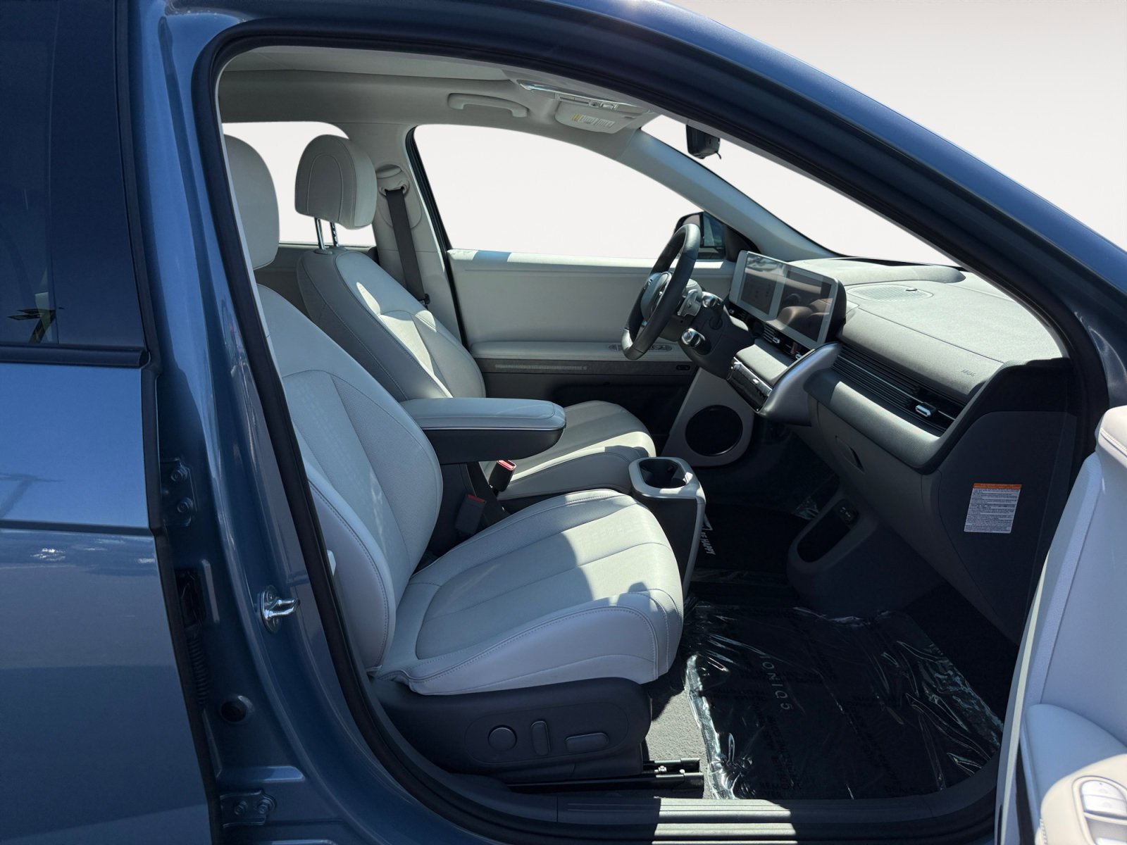 Certified Used 2024 Blue Hyundai Limited image 19