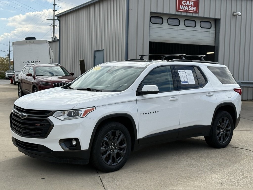 2021 Chevrolet Traverse RS photo 2