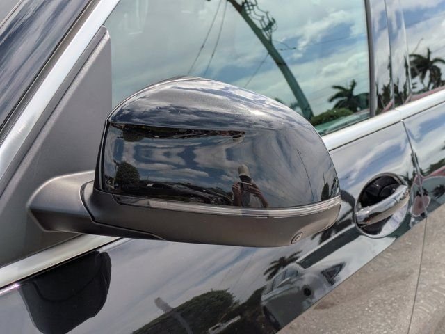 Used 2024 Black Sapphire Metallic BMW xDrive40i image 12