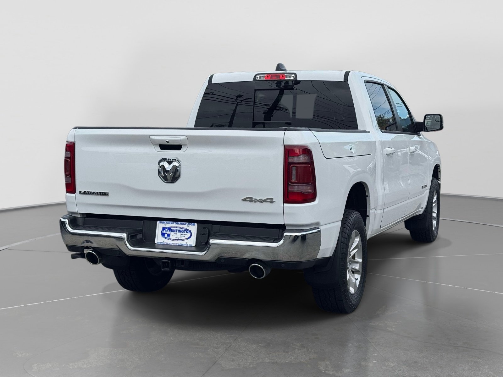 Used 2023 White Ram Laramie image 4