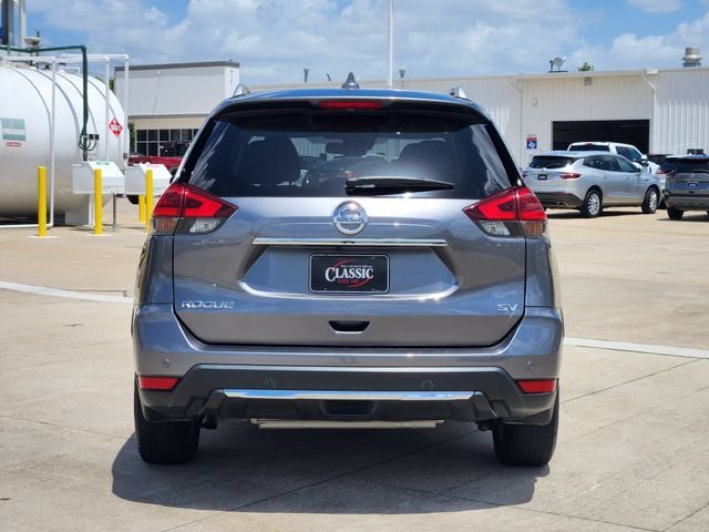 Used 2019 Gray Nissan SV image 6