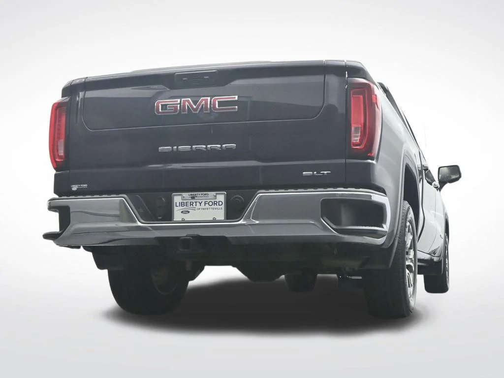 Used 2025 Silver GMC SLT image 43