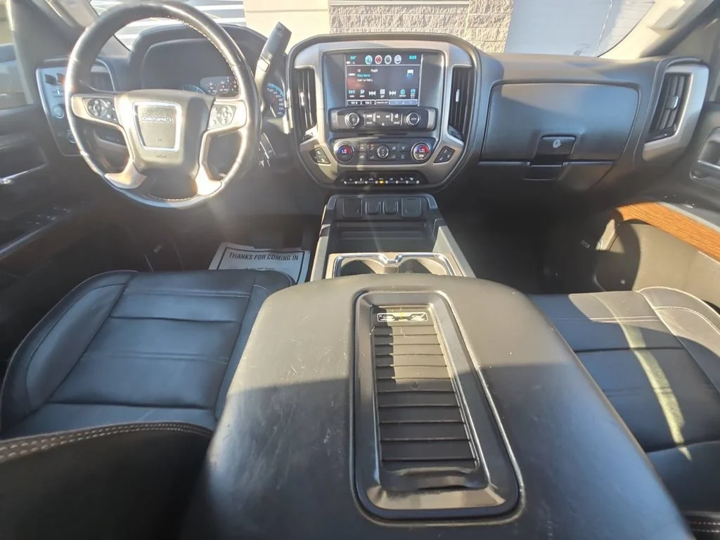 Used 2018 ONYX BLACK GMC Denali image 21