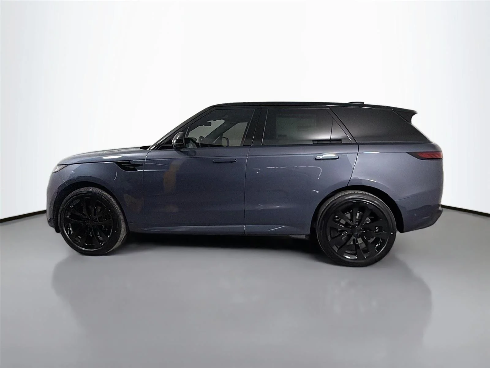 New 2026 Varesine Blue LAND ROVER Dynamic SE image 8