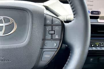 Certified Used 2025 CUTTING EDGE Toyota  image 25