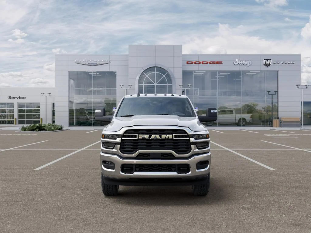 2025 RAM 3500 Chassis Tradesman - Photo 6