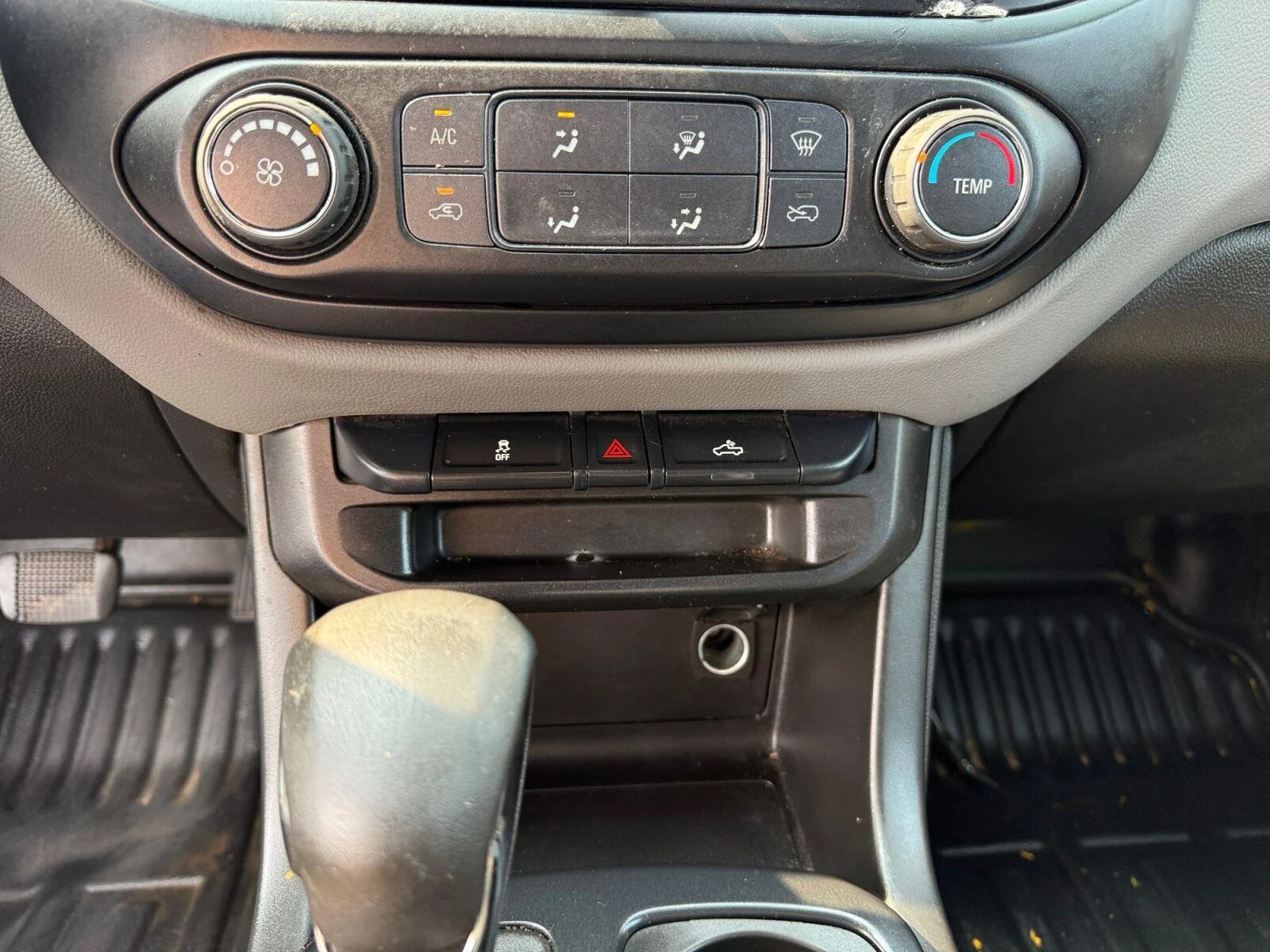Used 2022 Summit White Chevrolet 4WD Work Truck image 15