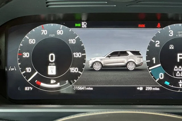 Certified Used 2025 Brown Land Rover Dynamic SE image 26