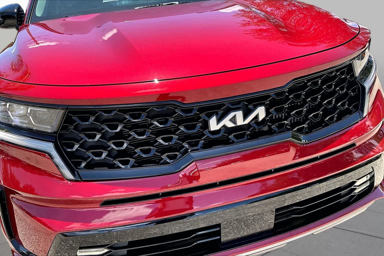 Used 2023 Passion Red Kia SX image 30