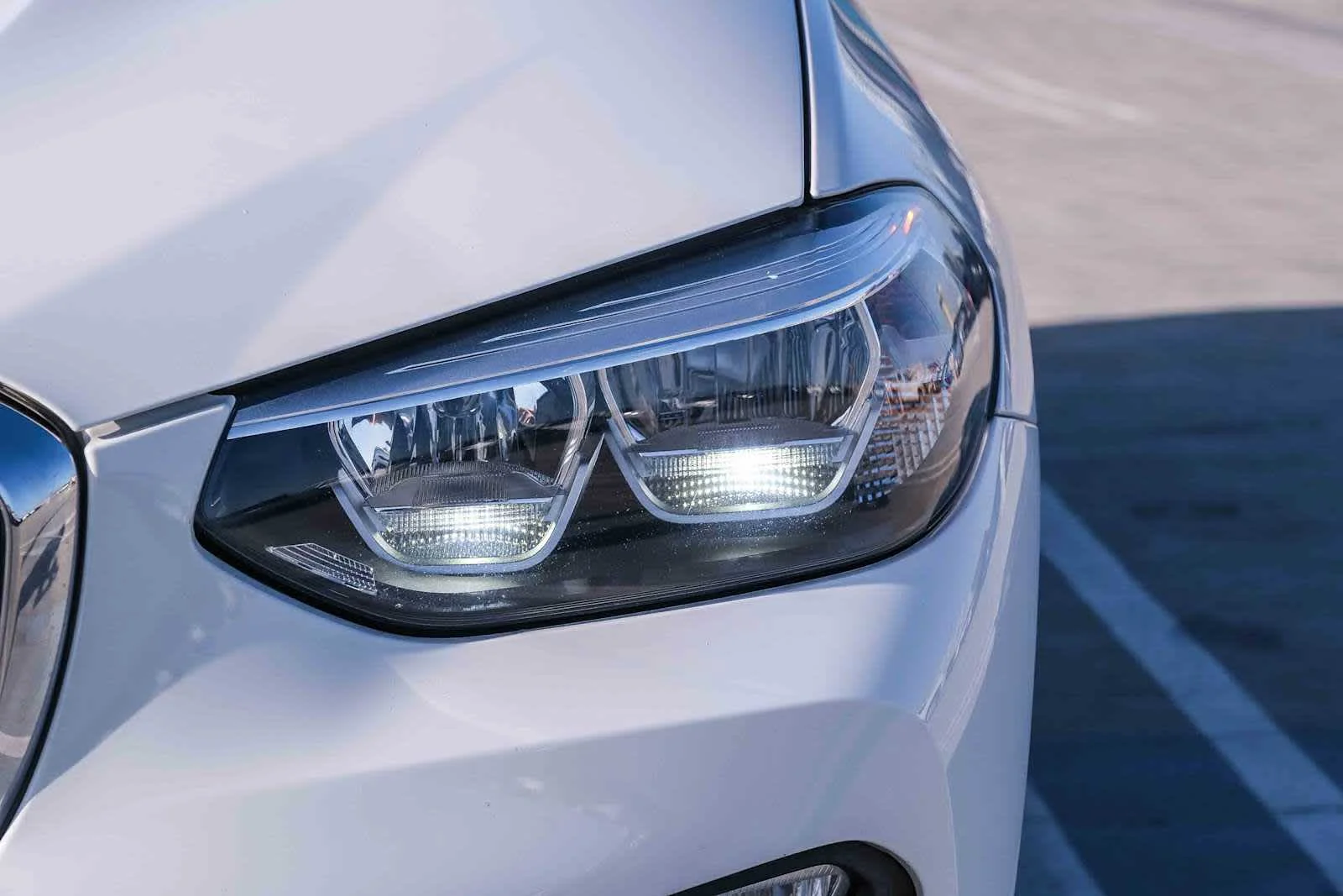 Used 2019 Alpine White BMW sDrive30i image 10